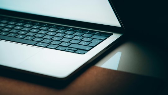 Atac cibernetic în Groenlanda. Mai multe website-uri, parțial inaccesibile