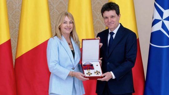 Nadia Comăneci, decorată de preşedintele Nicuşor Dan | VIDEO
