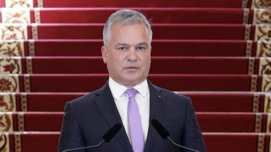 Plenul comun al Parlamentului în care se va da votul în cazul Guvernului Veştea se va reuni luni, la ora 21:30