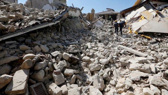 La 10 ani după cutremur, orașul italian Amatrice se reconstruiește cu dificultate