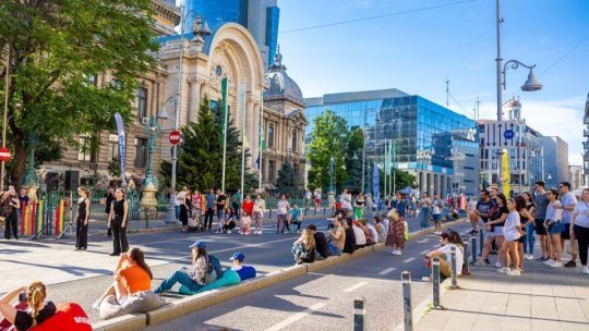 Străzi Deschise - Bucureşti: Calea Victoriei devine pietonală sâmbătă şi duminică