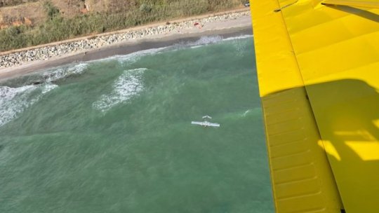 MApN: Încărcătura explozivă din fragmentele de dronă găsite în zona plajei Tuzla, neutralizată prin detonare controlată