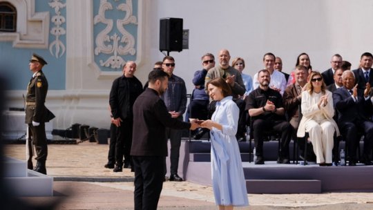 Maia Sandu a primit la Kiev Ordinul Cneaghinei Olga, de Ziua Independenței Ucrainei