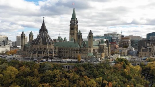 Canada anunță taxe vamale de retorsiune „dolar pentru dolar” de până la 50% asupra produselor americane