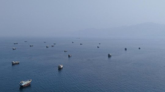 Organizaţia Maritimă Internaţională: Circa 400 de nave sunt în continuare blocate în Golful Persic