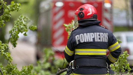 GALAȚI: Persoane rănite în urma unei explozii într-un apartament