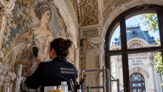 DOLJ: Picturi de aproape un secol, scoase la iveală în timpul restaurării Școlii Populare de Artă „Cornetti”
