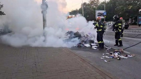 IAȘI: Jumătate de tonă de deșeuri, arsă într-un incendiu izbucnit la o autospecială de salubritate