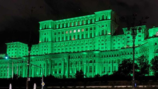 Parlamentul, iluminat în verde pentru Săptămâna Mondială de Conştientizare a Bolilor Mitocondriale