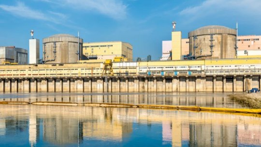 CNSU: Mai multe nave şi barje încărcate vor fi amplasate pe Dunăre, pentru a direcţiona apă spre Centrala Nucleară de la Cernavodă