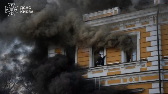 KIEV: Sediul Academiei Naţionale de Ştiinţe a Ucrainei, lovit de o dronă rusească